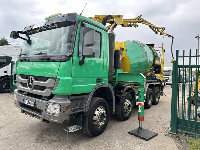 Mercedes-Benz ACTROS 3241 8x4 PUMI PM M 21-3 (21m) Putzmeister - *238.000km* / 1586H - EPS - BLADVERING / NAAFREDUCTIE - Truk pengaduk beton: gambar 4 Mercedes-Benz ACTROS 3241 8x4 PUMI PM M 21-3 (21m) Putzmeister - *238.000km* / 1586H - EPS - BLADVERING / NAAFREDUCTIE - Truk pengaduk beton: gambar 4