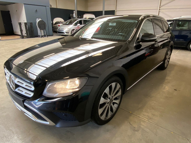 Mercedes-Benz E220d ALL-TERRAIN - 4 MATIC 4x4 - automatic - alcantara - 20 - Mobil: gambar 1 Mercedes-Benz E220d ALL-TERRAIN - 4 MATIC 4x4 - automatic - alcantara - 20 - Mobil: gambar 1
