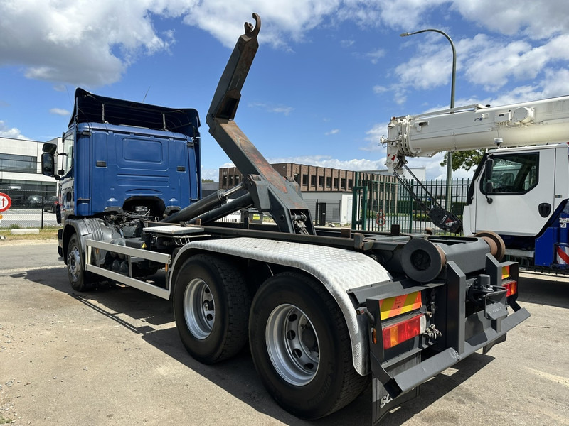 Scania 124L-420 6x2 HOOKLIFT VDL 20T - STEEL SPRING / BALLESTAS / BLATT - MANUAL - MECHANICAL PUMP - 10 TIRES DOUBLE WHEELS - Hook lift: gambar 4 Scania 124L-420 6x2 HOOKLIFT VDL 20T - STEEL SPRING / BALLESTAS / BLATT - MANUAL - MECHANICAL PUMP - 10 TIRES DOUBLE WHEELS - Hook lift: gambar 4