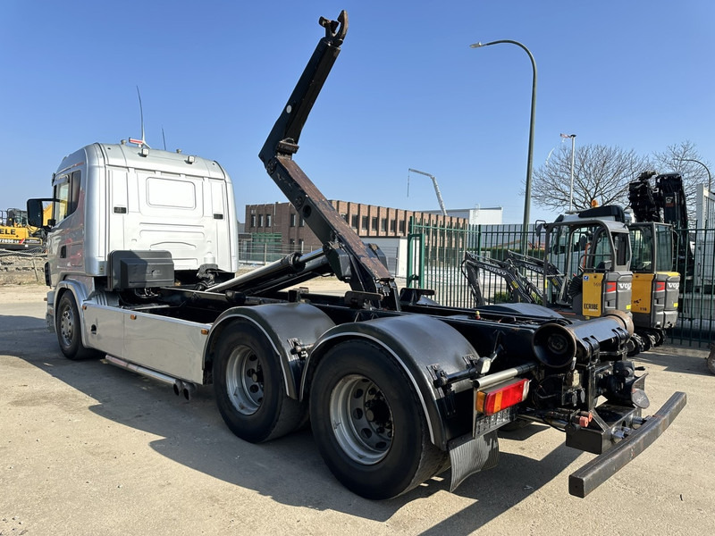 Scania 144G-530 V8 6x4 HOOKLIFT 20T MEILLER -VOL LUCHT - OPTI-CRUISE - CR19 SLAAPCABINE - Hook lift: gambar 4 Scania 144G-530 V8 6x4 HOOKLIFT 20T MEILLER -VOL LUCHT - OPTI-CRUISE - CR19 SLAAPCABINE - Hook lift: gambar 4
