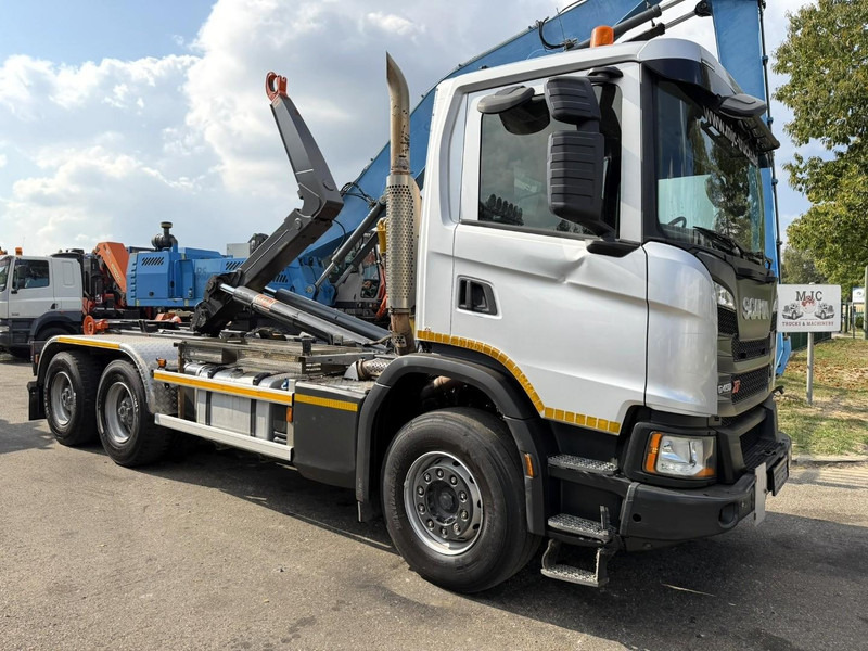 Scania G450 XT 6X4 AJK HAAKSYSTEEM 20T - 5760mm - WB 3m90 - HUB REDUCTION / STEEL SUSPENSION - EURO 6 - BE TRUCK - Hook lift: gambar 1 Scania G450 XT 6X4 AJK HAAKSYSTEEM 20T - 5760mm - WB 3m90 - HUB REDUCTION / STEEL SUSPENSION - EURO 6 - BE TRUCK - Hook lift: gambar 1