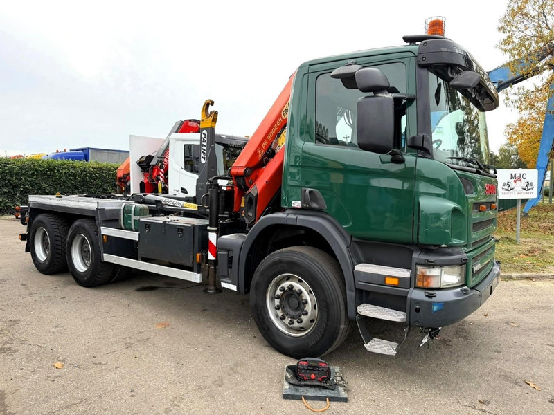 Scania P400 6x4 ABROLLKIPPER + KRAN PALFINGER PK9001 EH - RETARDER - 5/6F + ROTATOR + RADIO - WB 3m90 - EURO 5 - HUB REDUCTION / SPRING - BE TRUCK - Hook lift: gambar 1 Scania P400 6x4 ABROLLKIPPER + KRAN PALFINGER PK9001 EH - RETARDER - 5/6F + ROTATOR + RADIO - WB 3m90 - EURO 5 - HUB REDUCTION / SPRING - BE TRUCK - Hook lift: gambar 1