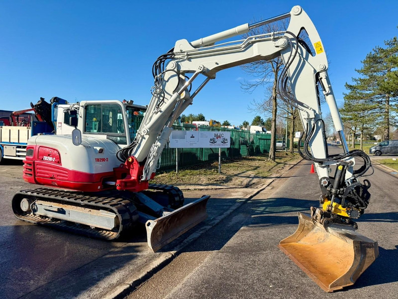 Takeuchi TB290-2 - 8.4T + ENGCON ROTOTILT - 3784h - INCL. 4 BUCKETS - A/C - CE - BE MACHINE - Ekskavator mini: gambar 2 Takeuchi TB290-2 - 8.4T + ENGCON ROTOTILT - 3784h - INCL. 4 BUCKETS - A/C - CE - BE MACHINE - Ekskavator mini: gambar 2