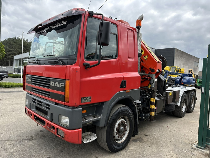 DAF 85 CF 430 6x4 TRACTOR + CRANE PK 32.000 F (7x) + WINCH - EURO 2 - MANUAL ZF - HUB REDUCTION / STEEL SPRING - BE TRUCK - Tractor head: gambar 3 DAF 85 CF 430 6x4 TRACTOR + CRANE PK 32.000 F (7x) + WINCH - EURO 2 - MANUAL ZF - HUB REDUCTION / STEEL SPRING - BE TRUCK - Tractor head: gambar 3