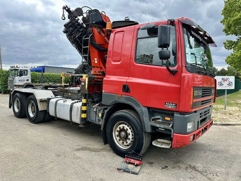 DAF 85 CF 430 6x4 TRACTOR + CRANE PK 32.000 F (7x) + WINCH - EURO 2 - MANUAL ZF - HUB REDUCTION / STEEL SPRING - BE TRUCK - Tractor head: gambar 1 DAF 85 CF 430 6x4 TRACTOR + CRANE PK 32.000 F (7x) + WINCH - EURO 2 - MANUAL ZF - HUB REDUCTION / STEEL SPRING - BE TRUCK - Tractor head: gambar 1