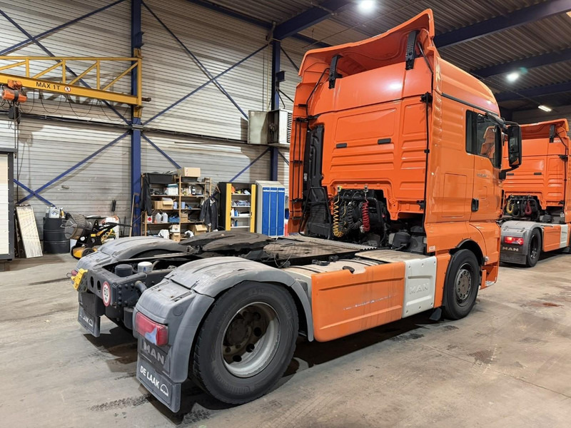 MAN TGA 18.460 XLX BLS - *471.000km* - 13L MOTOR - FULL SPOILERS / SIDESKIRTS / FRIGO - BE TRUCK - Tractor head: gambar 5 MAN TGA 18.460 XLX BLS - *471.000km* - 13L MOTOR - FULL SPOILERS / SIDESKIRTS / FRIGO - BE TRUCK - Tractor head: gambar 5