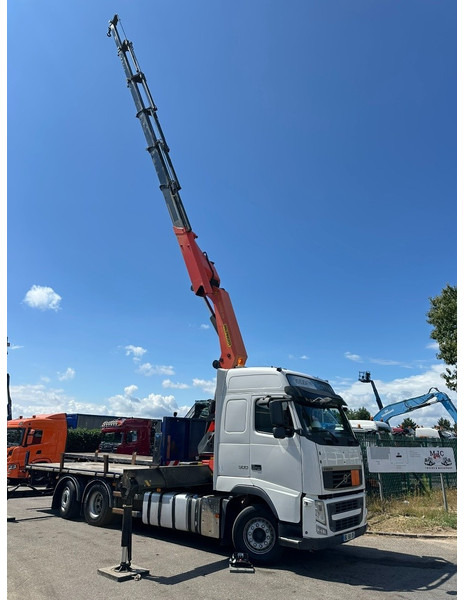 Volvo FH 500 6X2 + CRANE PALFINGER PK50002 E 6x - RETARDER - PLATFORM 6m20 - TWISTLOCKS 20' - 561.000km - EURO 5 - Truk derek: gambar 3 Volvo FH 500 6X2 + CRANE PALFINGER PK50002 E 6x - RETARDER - PLATFORM 6m20 - TWISTLOCKS 20' - 561.000km - EURO 5 - Truk derek: gambar 3