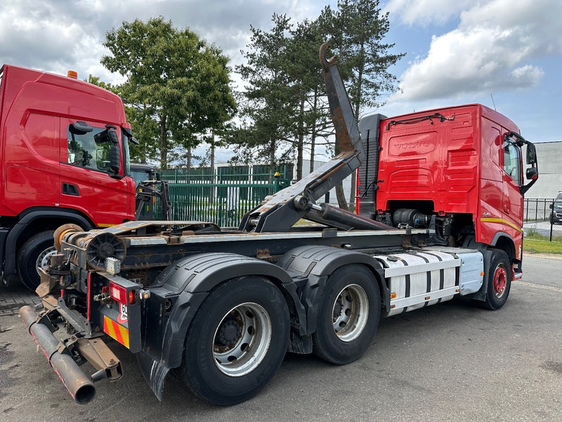 Volvo FH 540 6x4 HOOKLIFT 20T - RETARDER - LIFT AXLE - I-park Cool - SLEEPERCAB - E6 - BE TRUCK - Hook lift: gambar 4 Volvo FH 540 6x4 HOOKLIFT 20T - RETARDER - LIFT AXLE - I-park Cool - SLEEPERCAB - E6 - BE TRUCK - Hook lift: gambar 4