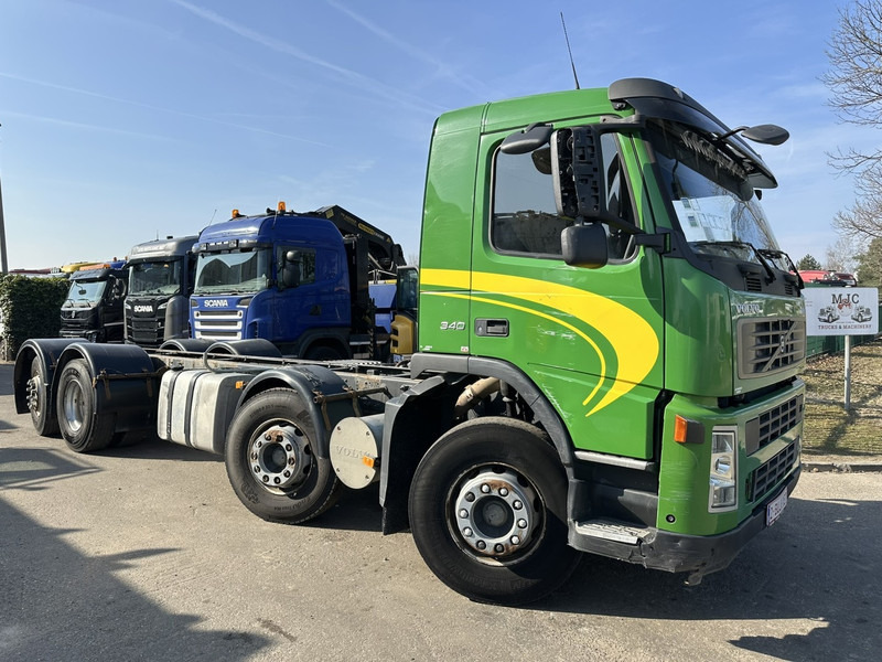 Volvo FM 340 8x2 CHASSIS (7m35) - LIFT+STEERING AXLE - MANUAL GEARBOX - EURO 3 - TÜV 05/2025 - BE TRUCK - Truk sasis: gambar 1 Volvo FM 340 8x2 CHASSIS (7m35) - LIFT+STEERING AXLE - MANUAL GEARBOX - EURO 3 - TÜV 05/2025 - BE TRUCK - Truk sasis: gambar 1