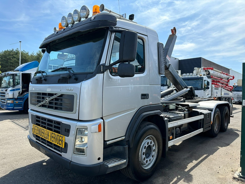 Volvo FM 400 6x4 HOOKLIFT / HAAKARM WAF 20T - EURO 5 - MANUAL - BLADVERING / STEEL SUSPENSION - TÜV 02/2026 - BE TRUCK - Hook lift: gambar 3 Volvo FM 400 6x4 HOOKLIFT / HAAKARM WAF 20T - EURO 5 - MANUAL - BLADVERING / STEEL SUSPENSION - TÜV 02/2026 - BE TRUCK - Hook lift: gambar 3