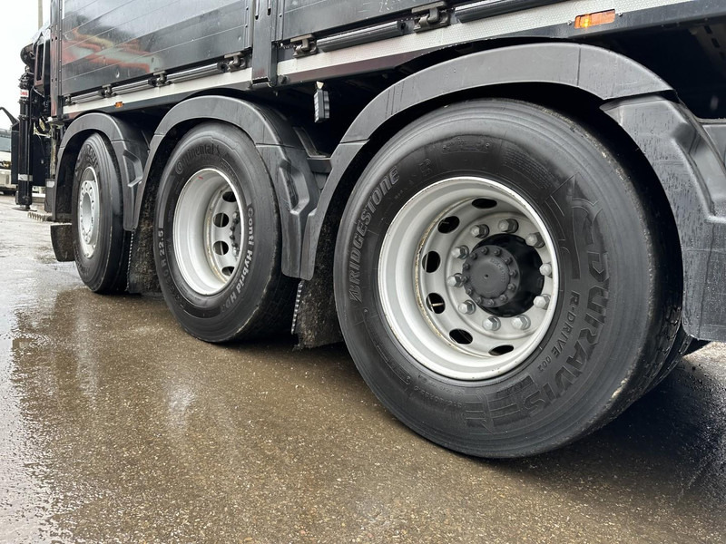 Volvo FM 460 8x4 TRIDEM + CRANE HIAB 192 E-5 X HIPRO - DYNAMIC STEERING - 364.000km - TOP CONDITION - Truk flatbed, Truk derek: gambar 5 Volvo FM 460 8x4 TRIDEM + CRANE HIAB 192 E-5 X HIPRO - DYNAMIC STEERING - 364.000km - TOP CONDITION - Truk flatbed, Truk derek: gambar 5