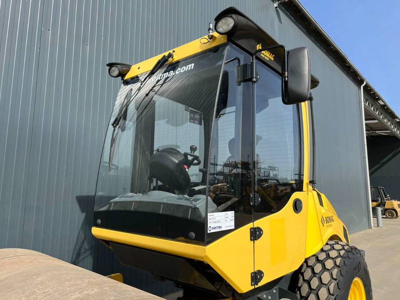 Roller Bomag BW177D-5: gambar 12