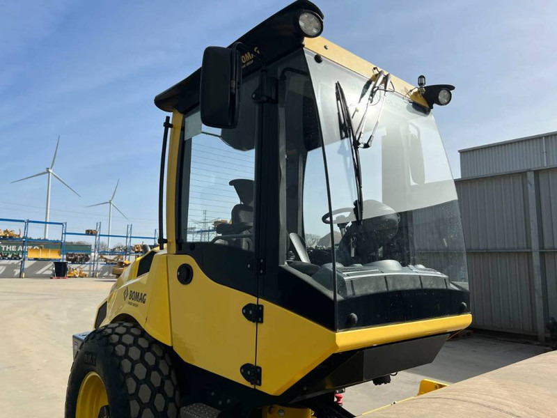 Roller Bomag BW177D-5: gambar 13