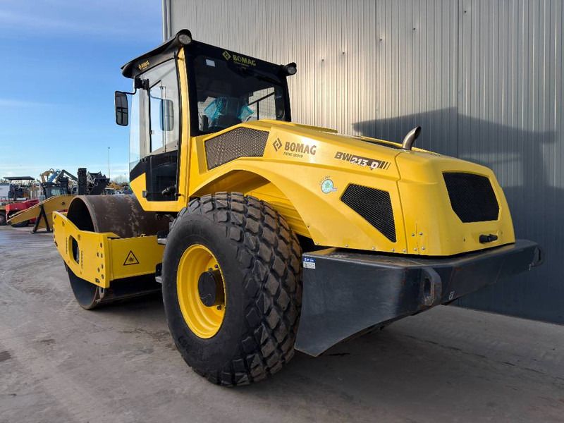 Bomag BW213D-5 - Roller: gambar 3 Bomag BW213D-5 - Roller: gambar 3