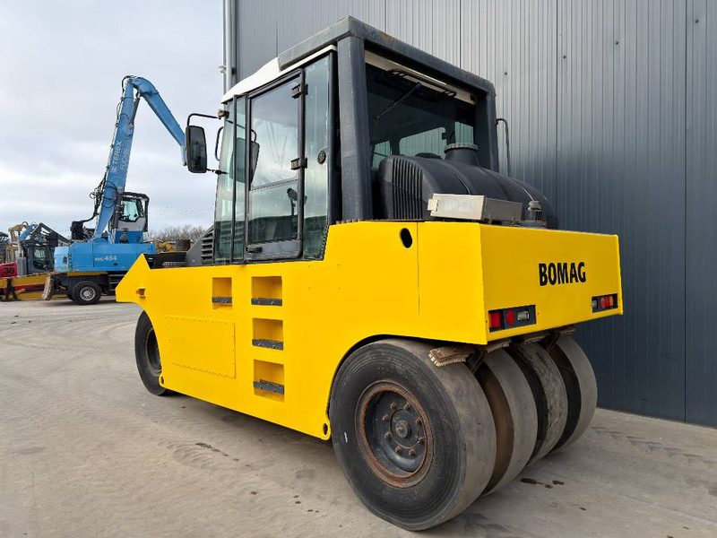 Bomag BW24R - Roller pneumatik: gambar 3 Bomag BW24R - Roller pneumatik: gambar 3