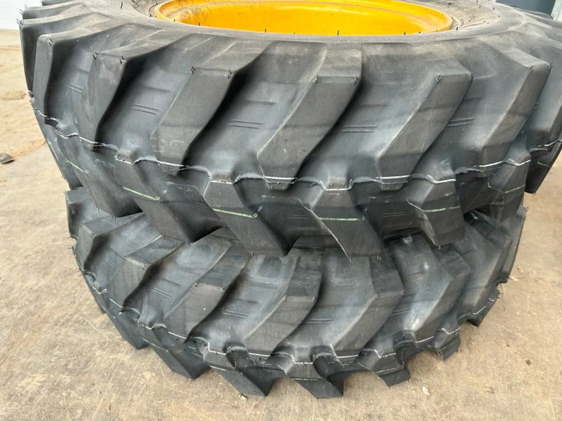 Bridgestone 1000 x 20 Set / 10.00 x 20: 4x2 Tyres - Roda/ Ban untuk Peralatan konstruksi: gambar 5 Bridgestone 1000 x 20 Set / 10.00 x 20: 4x2 Tyres - Roda/ Ban untuk Peralatan konstruksi: gambar 5