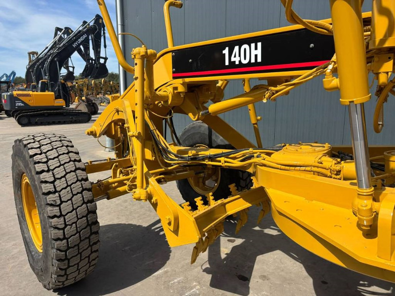 Grader Cat 140H: gambar 17