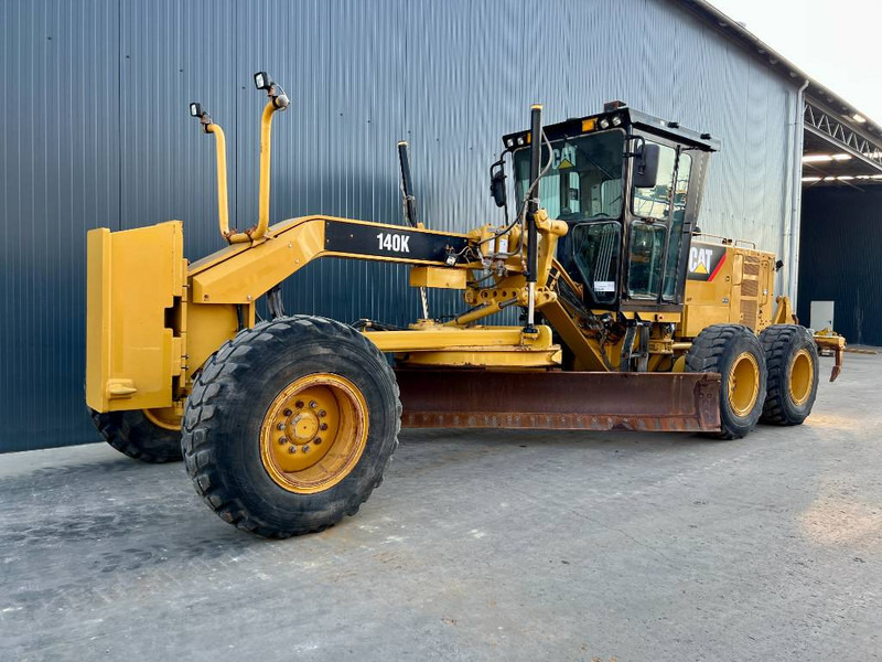 Grader Cat 140K: gambar 1