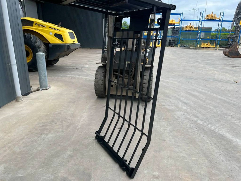 Cat 318C Guard - Kabin dan interior untuk Peralatan konstruksi: gambar 3 Cat 318C Guard - Kabin dan interior untuk Peralatan konstruksi: gambar 3