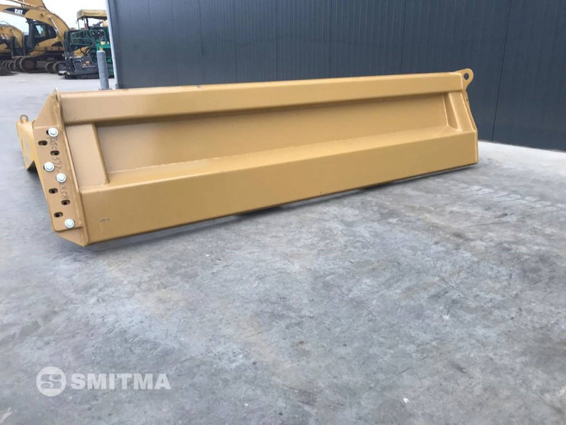 Cat 725C - Pengangkatan ekor untuk Peralatan konstruksi: gambar 5 Cat 725C - Pengangkatan ekor untuk Peralatan konstruksi: gambar 5