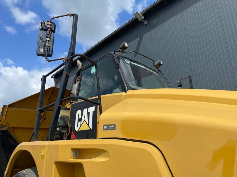 Tempat sampah artikulasi Cat 735 | 735B: gambar 9 Tempat sampah artikulasi Cat 735 | 735B: gambar 9