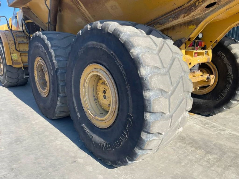 Tempat sampah artikulasi Cat 740B: gambar 13