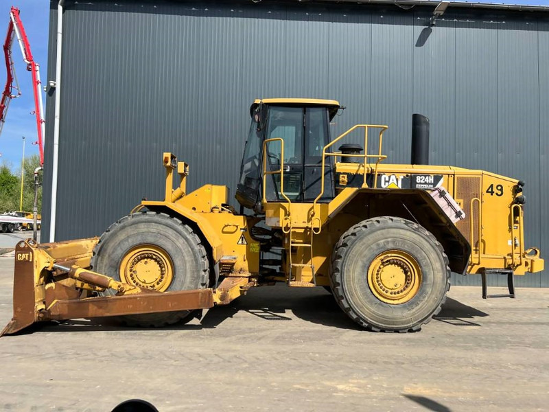 Cat 824H - Bulldozer: gambar 5 Cat 824H - Bulldozer: gambar 5