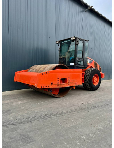 Cat CS76 XT - Roller: gambar 1 Cat CS76 XT - Roller: gambar 1