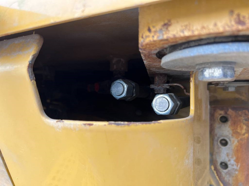 Cat D6N LGP - Bulldozer: gambar 5 Cat D6N LGP - Bulldozer: gambar 5