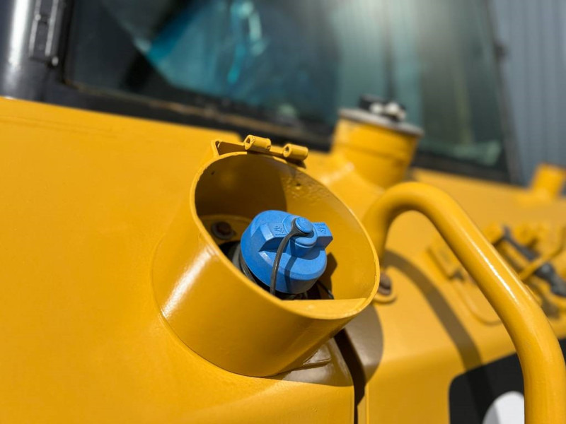 Cat D6N LGP - Bulldozer: gambar 5 Cat D6N LGP - Bulldozer: gambar 5