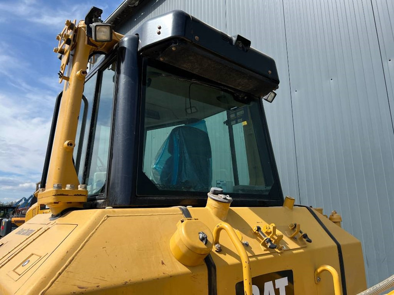 Cat D6N XL - Foldable Blade - Bulldozer: gambar 5 Cat D6N XL - Foldable Blade - Bulldozer: gambar 5