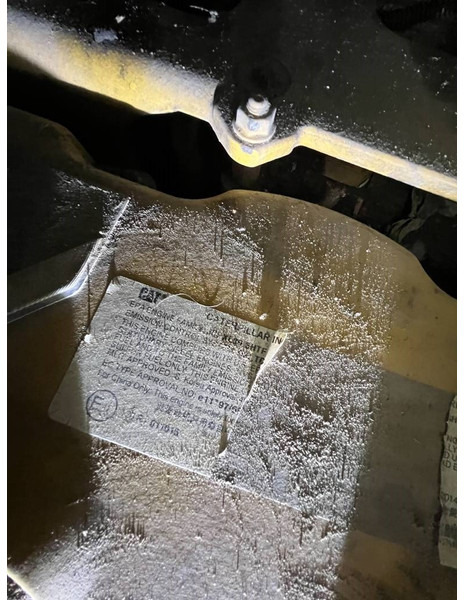 Cat D6T LGP - Bulldozer: gambar 2 Cat D6T LGP - Bulldozer: gambar 2