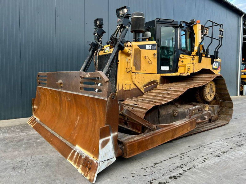 Cat D6T LGP - Bulldozer: gambar 1 Cat D6T LGP - Bulldozer: gambar 1