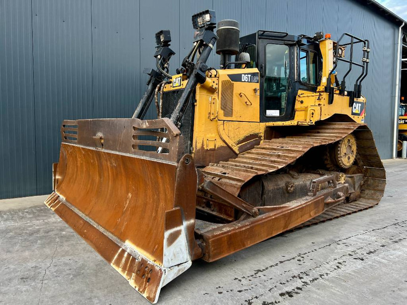 Cat D6T LGP - Bulldozer: gambar 1 Cat D6T LGP - Bulldozer: gambar 1