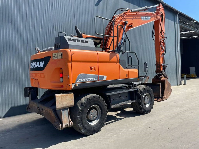 Doosan DX170W-5 - Ekskavator roda: gambar 4 Doosan DX170W-5 - Ekskavator roda: gambar 4