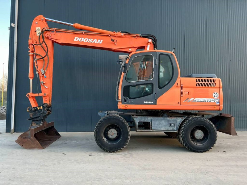 Doosan DX170W - Ekskavator roda: gambar 3 Doosan DX170W - Ekskavator roda: gambar 3