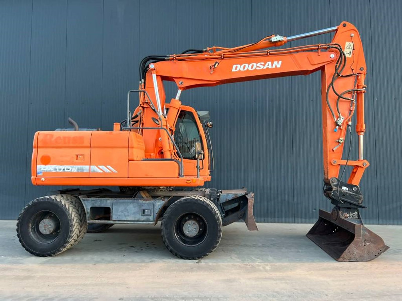 Doosan DX170W - Ekskavator roda: gambar 4 Doosan DX170W - Ekskavator roda: gambar 4