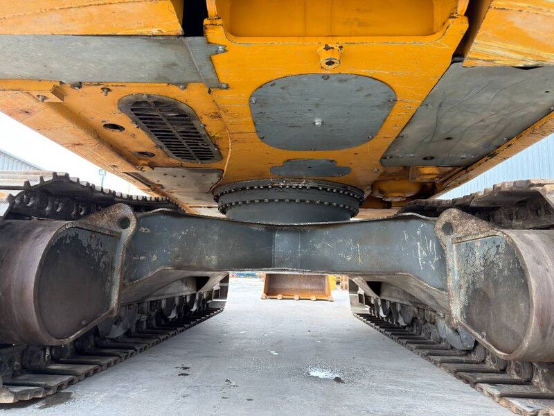 Liebherr R922 SLC - Ekskavator perayap: gambar 5 Liebherr R922 SLC - Ekskavator perayap: gambar 5