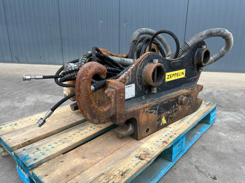 OilQuick OQ70/55 - 323F - Skrup cepat untuk Peralatan konstruksi: gambar 1 OilQuick OQ70/55 - 323F - Skrup cepat untuk Peralatan konstruksi: gambar 1