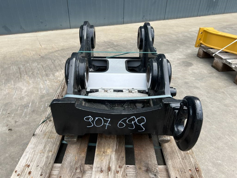 OilQuick OQ70/55 - DEMO - Skrup cepat untuk Peralatan konstruksi: gambar 2 OilQuick OQ70/55 - DEMO - Skrup cepat untuk Peralatan konstruksi: gambar 2