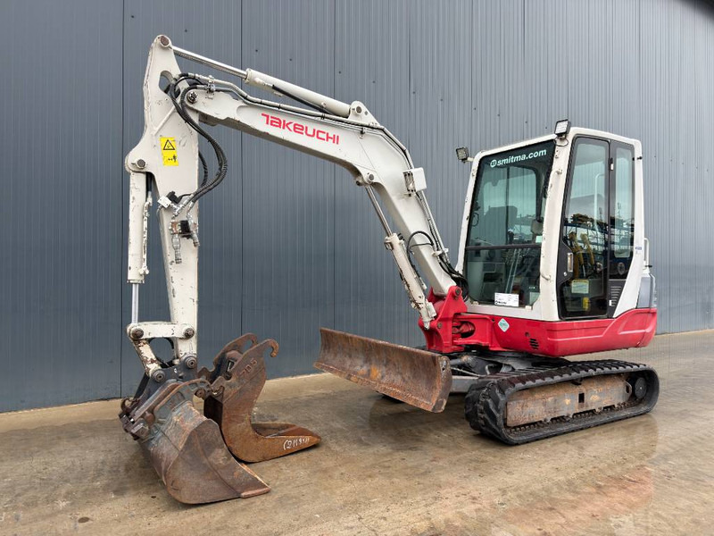 Takeuchi TB235 - Ekskavator mini: gambar 2 Takeuchi TB235 - Ekskavator mini: gambar 2