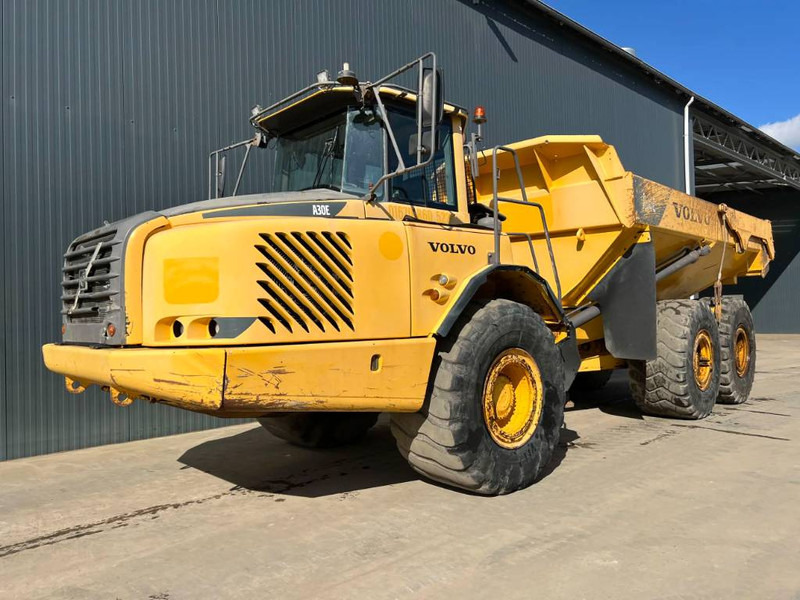 Volvo A30E - Tempat sampah artikulasi: gambar 1 Volvo A30E - Tempat sampah artikulasi: gambar 1