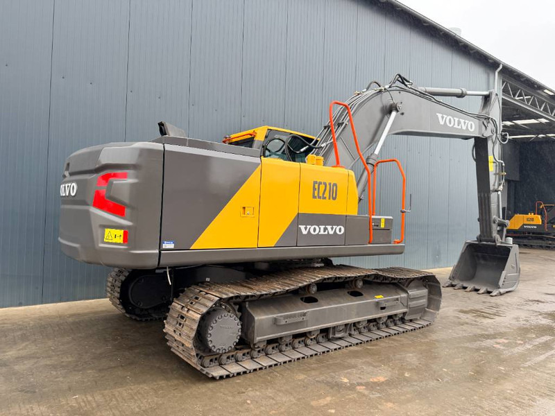 Volvo EC210 - Ekskavator perayap: gambar 3 Volvo EC210 - Ekskavator perayap: gambar 3