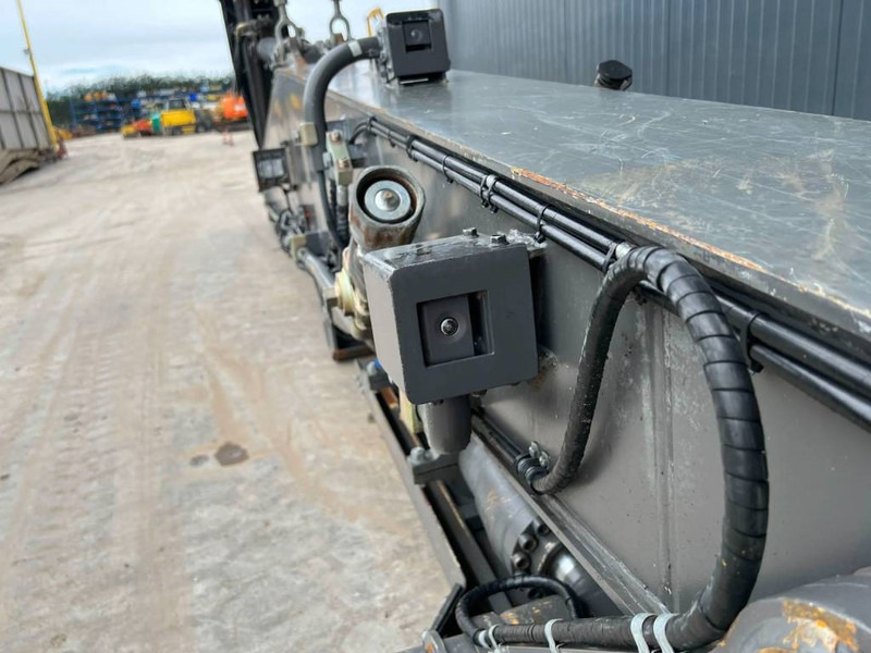 Ekskavator perayap Volvo EC380E HR UHD: gambar 16 Ekskavator perayap Volvo EC380E HR UHD: gambar 16