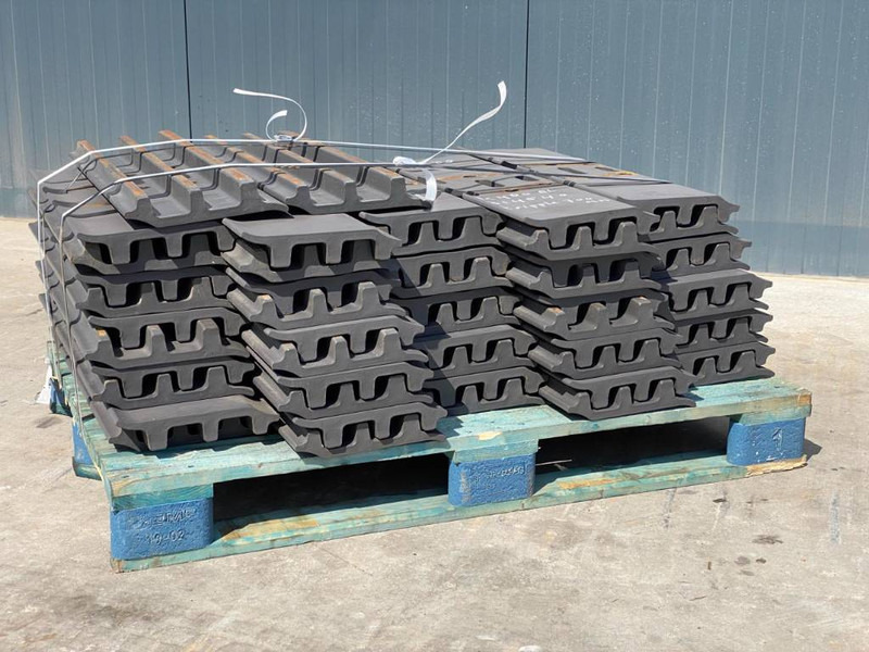 Volvo EC480 Shoes/Pads - Bingkai/ Sasis untuk Peralatan konstruksi: gambar 3 Volvo EC480 Shoes/Pads - Bingkai/ Sasis untuk Peralatan konstruksi: gambar 3