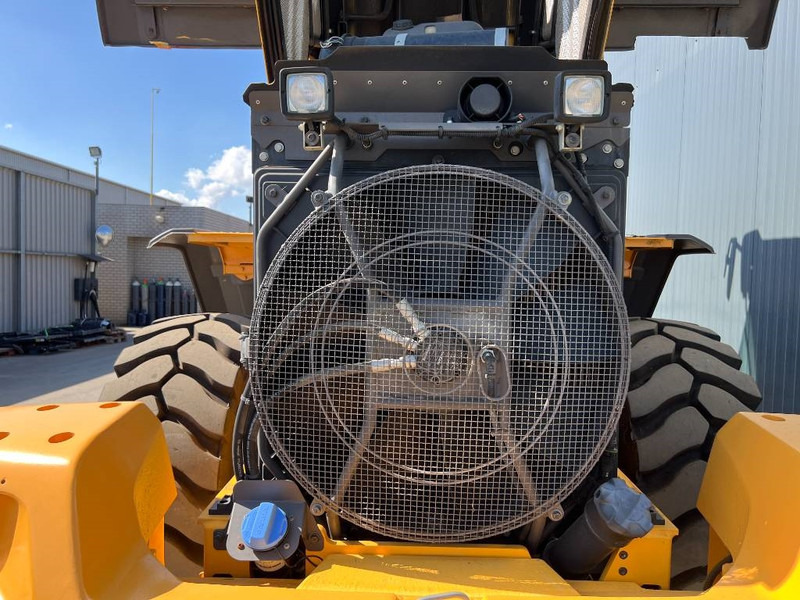 Volvo L90H - Wheel loader: gambar 2 Volvo L90H - Wheel loader: gambar 2