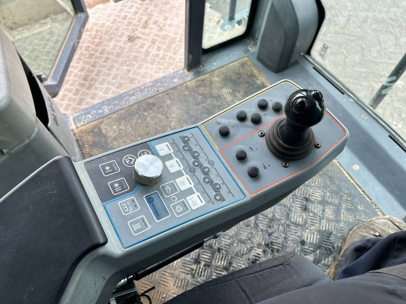 Wirtgen WR200XLi - Roller: gambar 4 Wirtgen WR200XLi - Roller: gambar 4