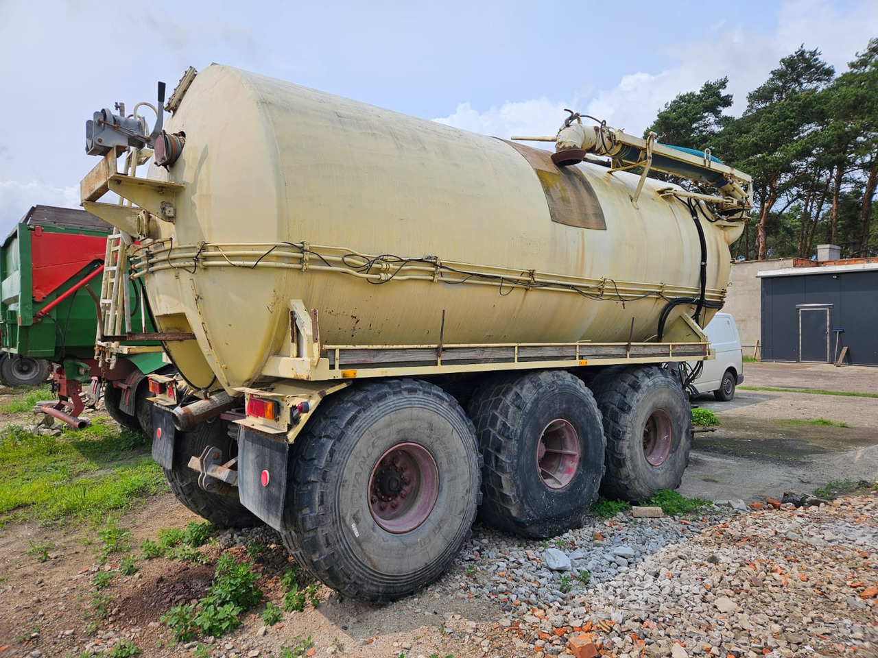 Beczka asenizacyjna Tridem 21000 - Kapal tanker bubur: gambar 4 Beczka asenizacyjna Tridem 21000 - Kapal tanker bubur: gambar 4