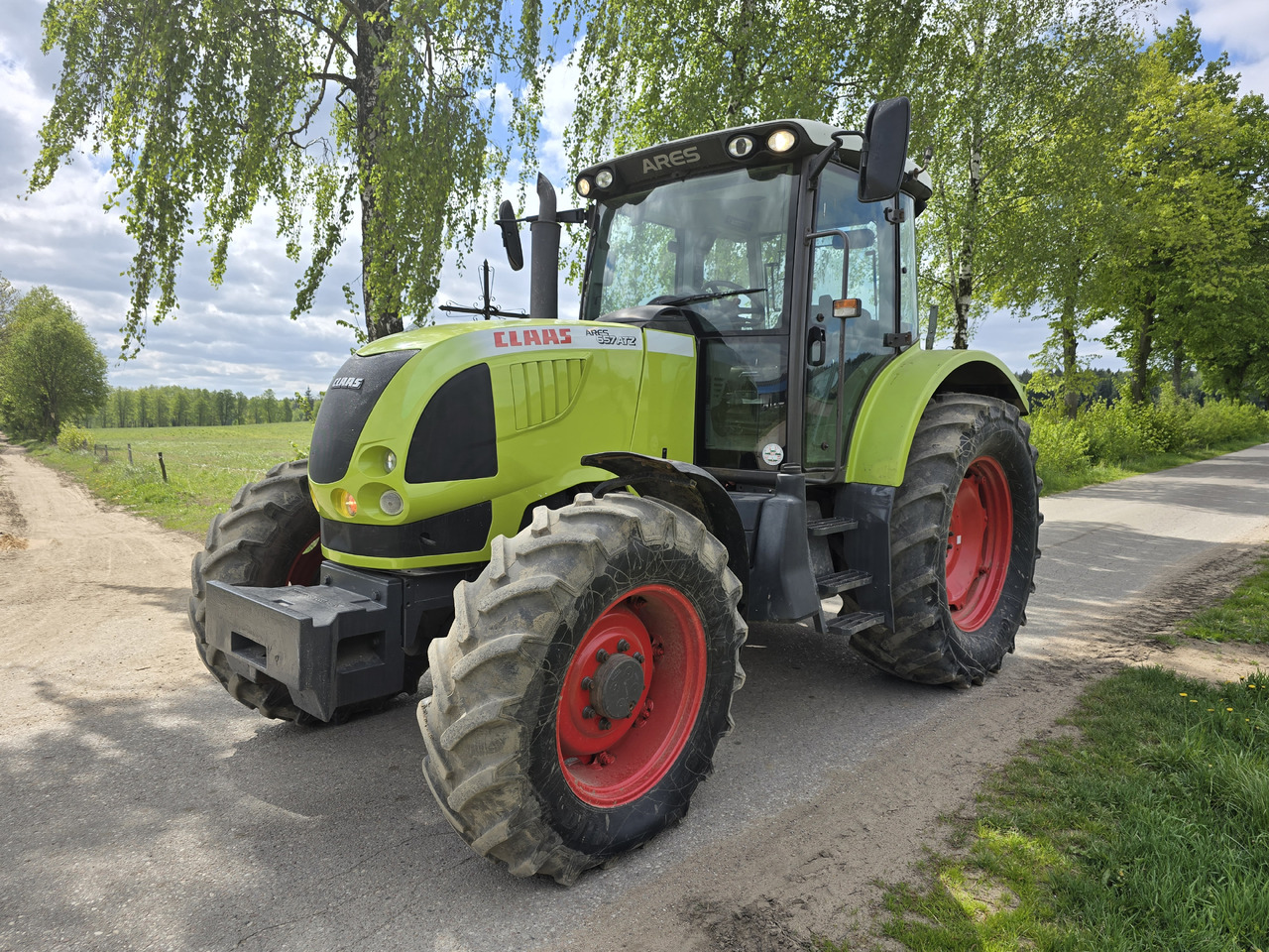 CLAAS Ares 657 ATZ - Traktor: gambar 2 CLAAS Ares 657 ATZ - Traktor: gambar 2