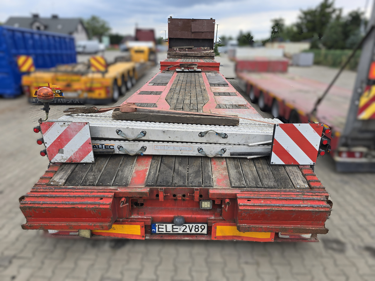 KASSBOHRER LB3E - Semi-trailer autotransporter: gambar 3 KASSBOHRER LB3E - Semi-trailer autotransporter: gambar 3